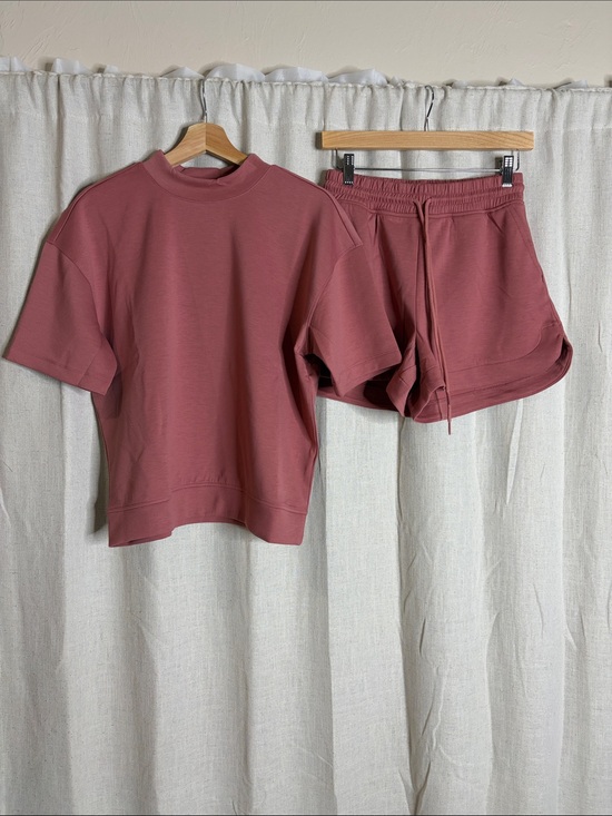 Zenana Outfitters Pants - Zenana nwot Outfitters Mauve Athletic Knit Shorts and top set